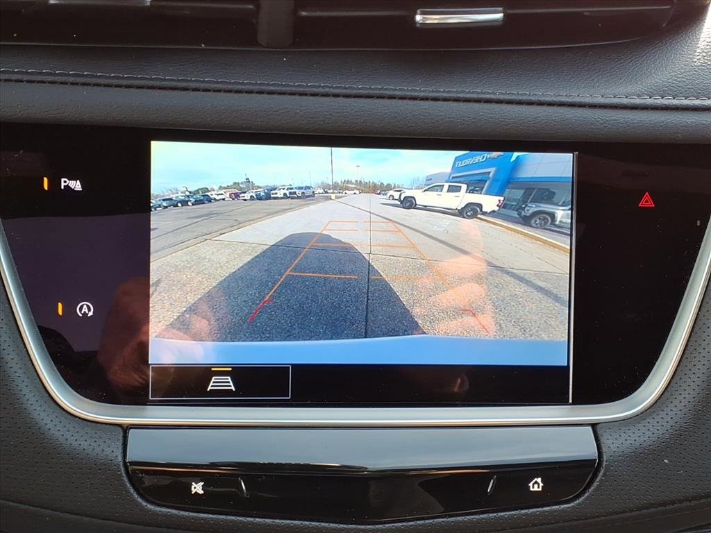 Used 2025 Cadillac XT5 Premium Luxury image 17