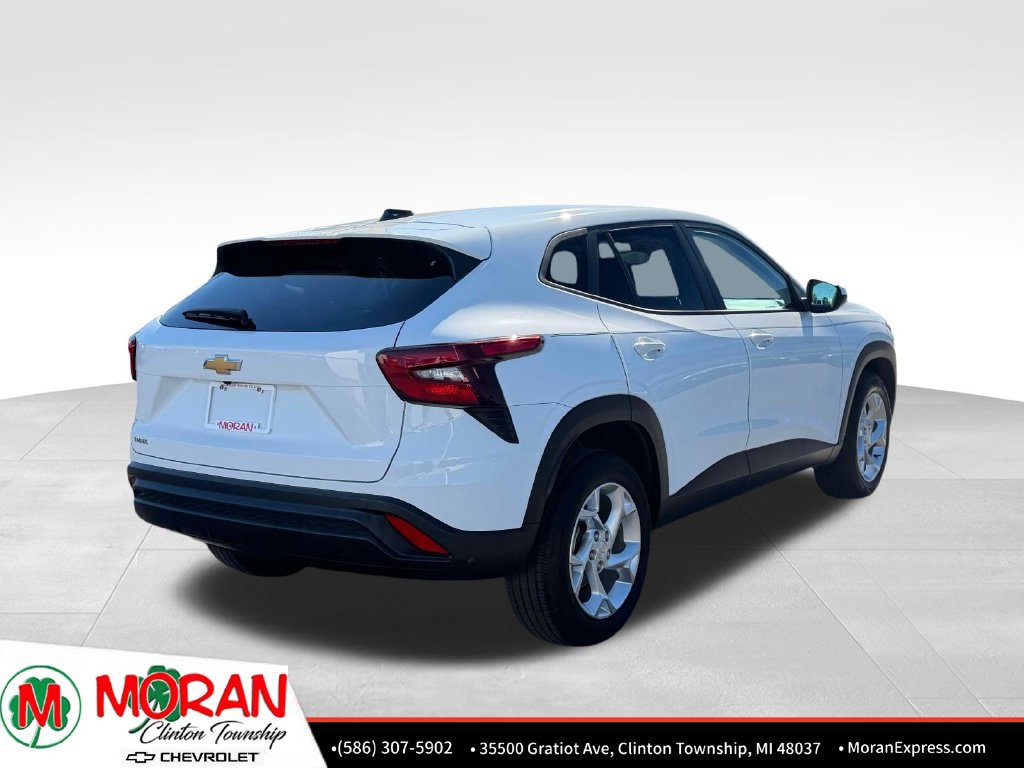 Certified 2024 Chevrolet Trax LS w/ LS Convenience Package FWD image 6