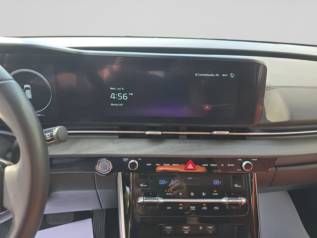 Used 2024 Kia Carnival SX FWD image 26