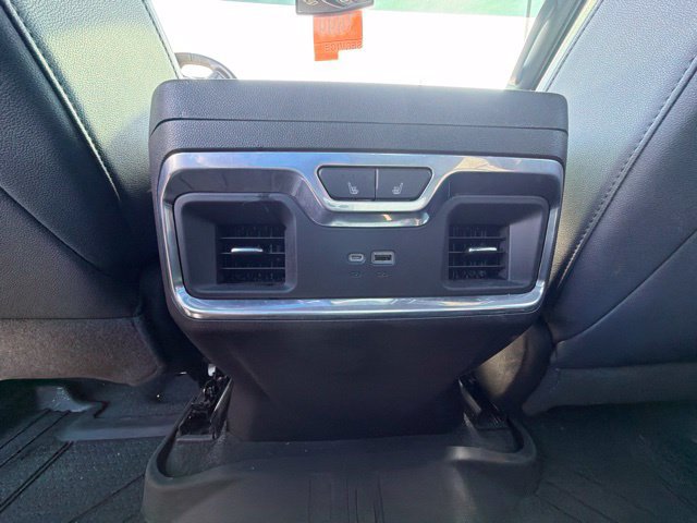 Used 2022 Chevrolet Silverado 1500 High Country w/ High Country Premium Package AWD/4WD image 33