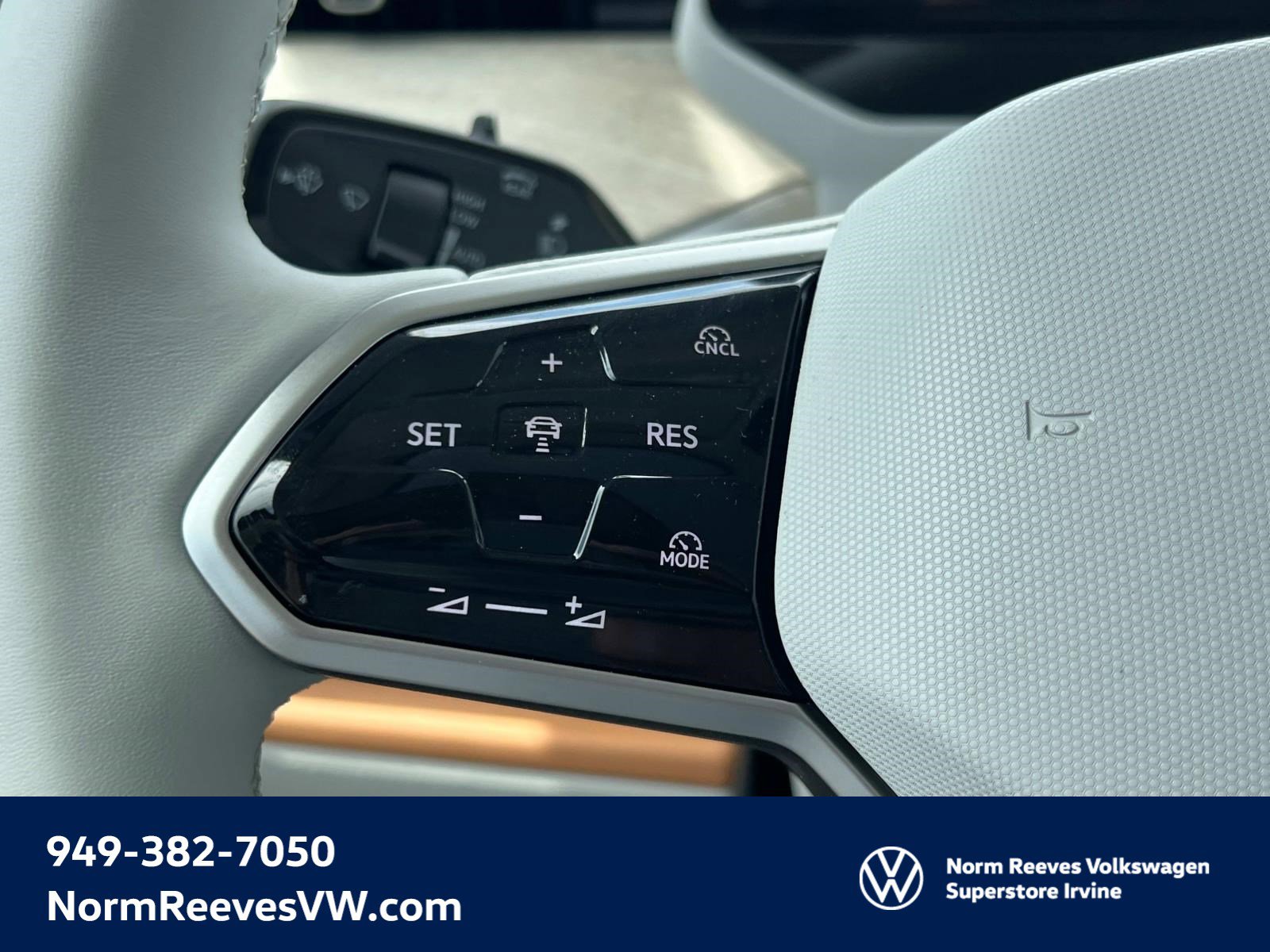 New 2025 Volkswagen ID. Buzz 1st Edition image 7