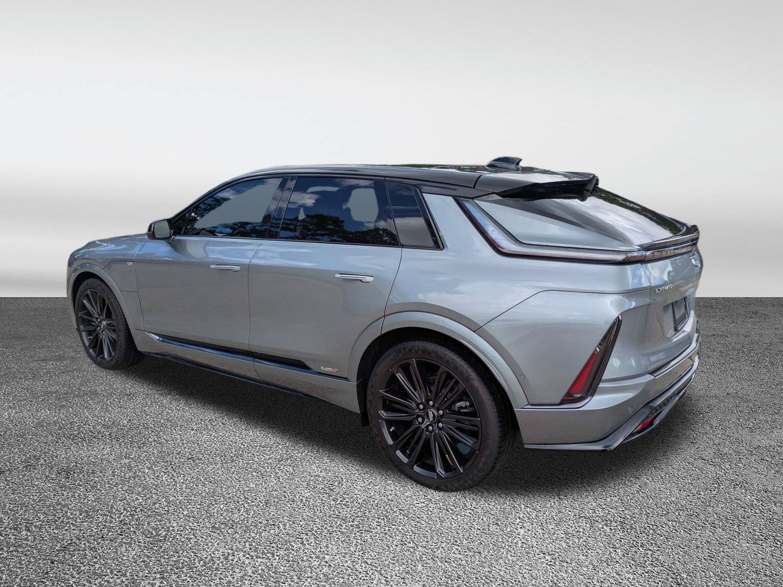 Used 2026 Cadillac Lyriq V w/ LPO, Floor Liner Package AWD/4WD image 27