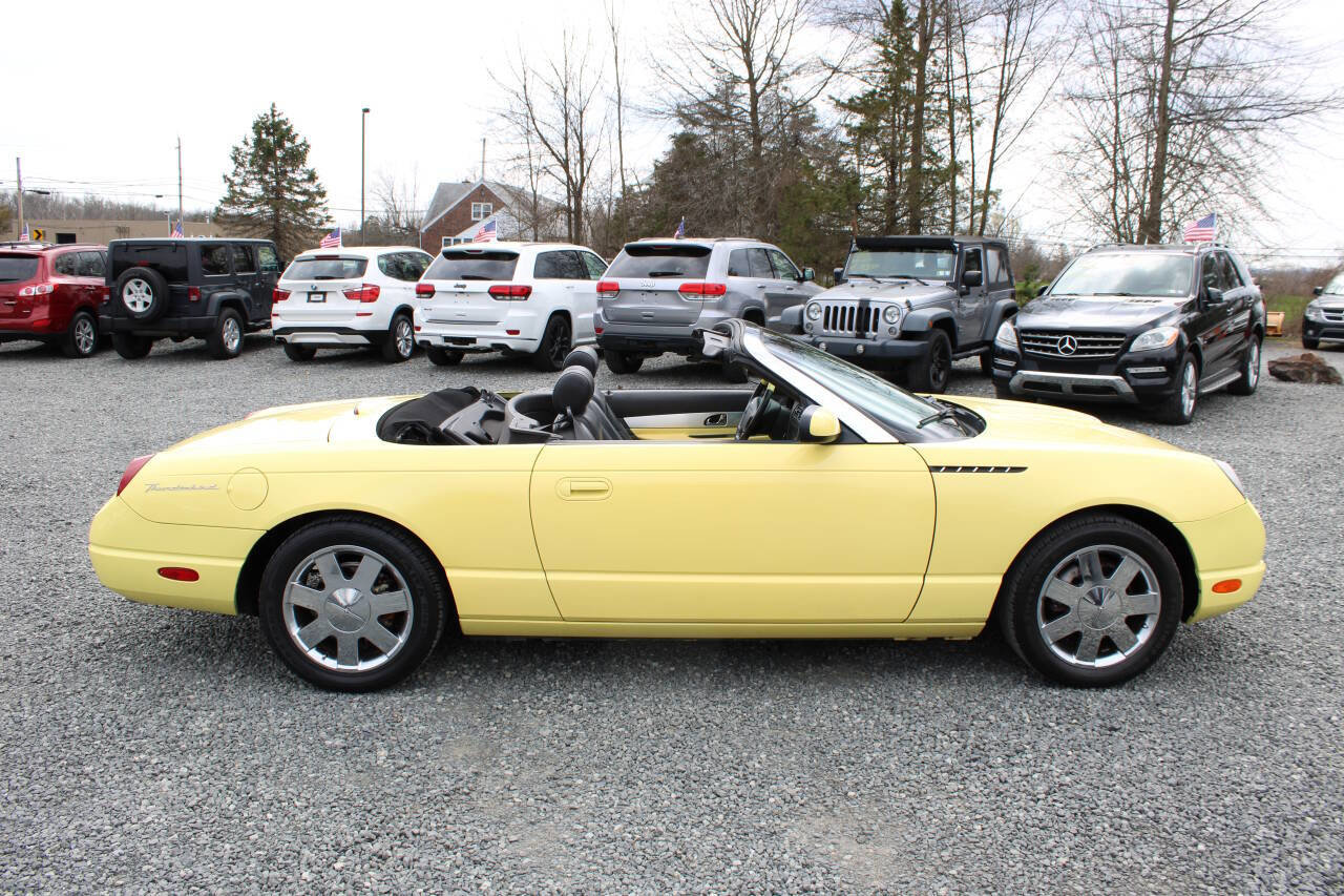 Used 2002 Ford Thunderbird Deluxe image 14