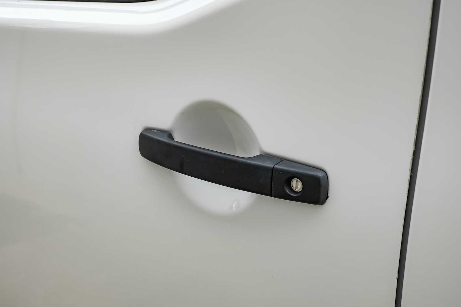 Used 2020 Nissan NV 2500 SV image 42