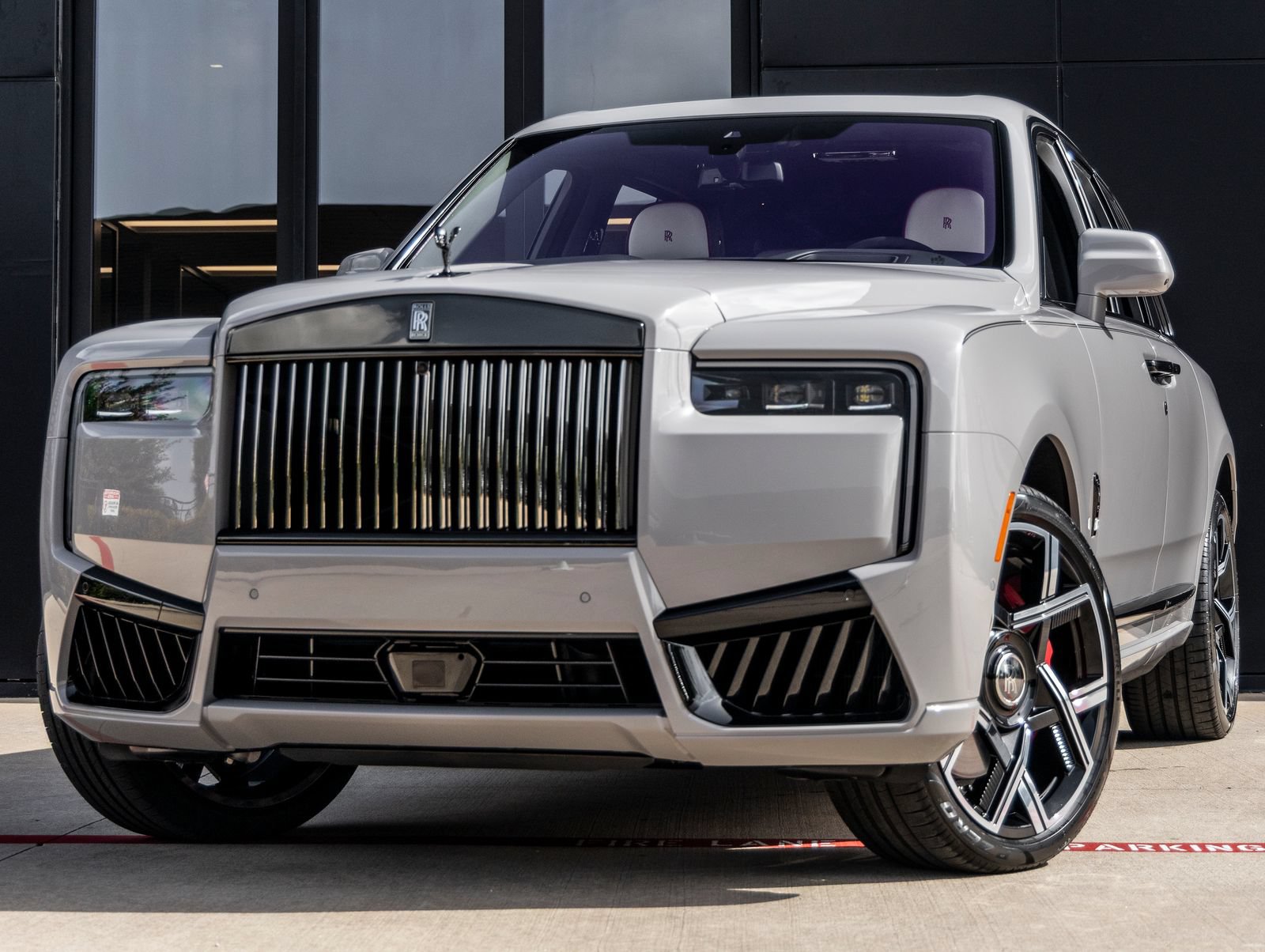New 2027 Rolls-Royce Cullinan Black Badge AWD/4WD image 1
