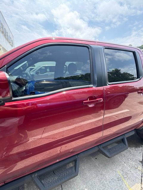 Used 2023 Nissan Frontier PRO-4X w/ Pro Convenience Package AWD/4WD image 15