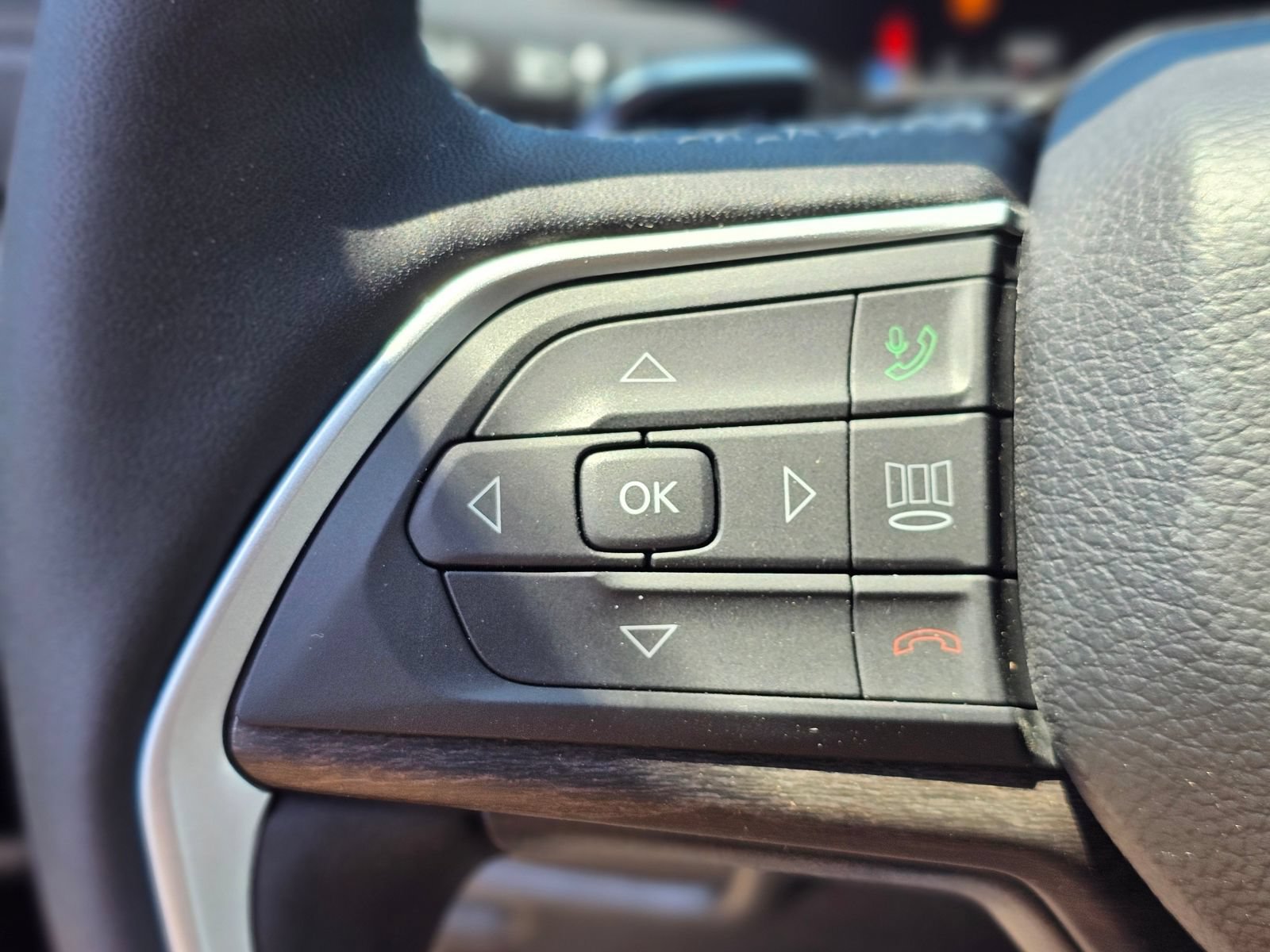 New 2026 Jeep Grand Cherokee Altitude RWD image 15