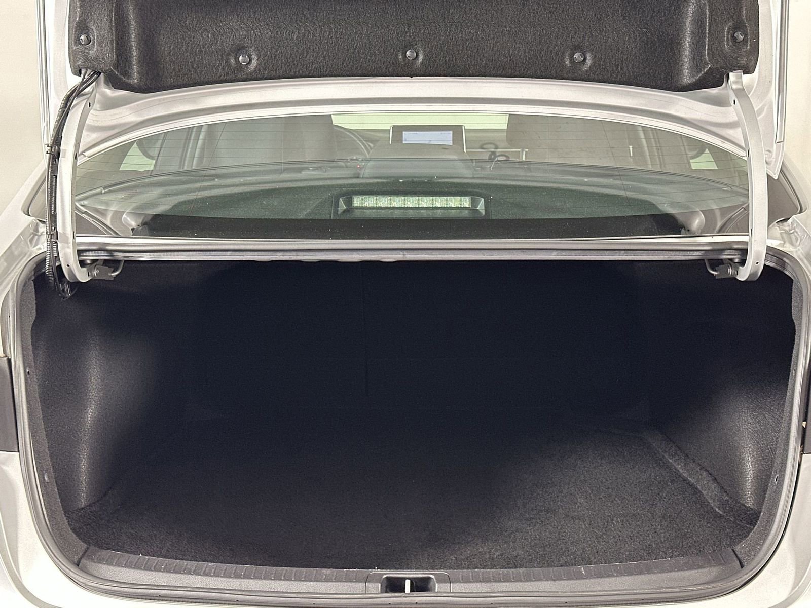 Used 2023 Toyota Corolla LE image 23