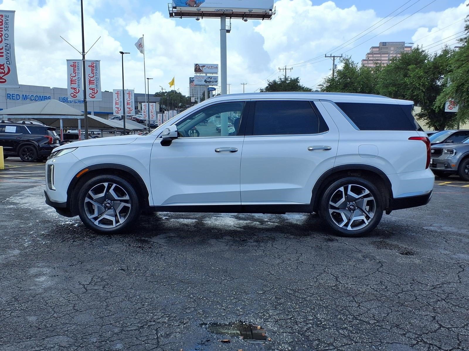 Used 2024 Hyundai Palisade SEL FWD image 9