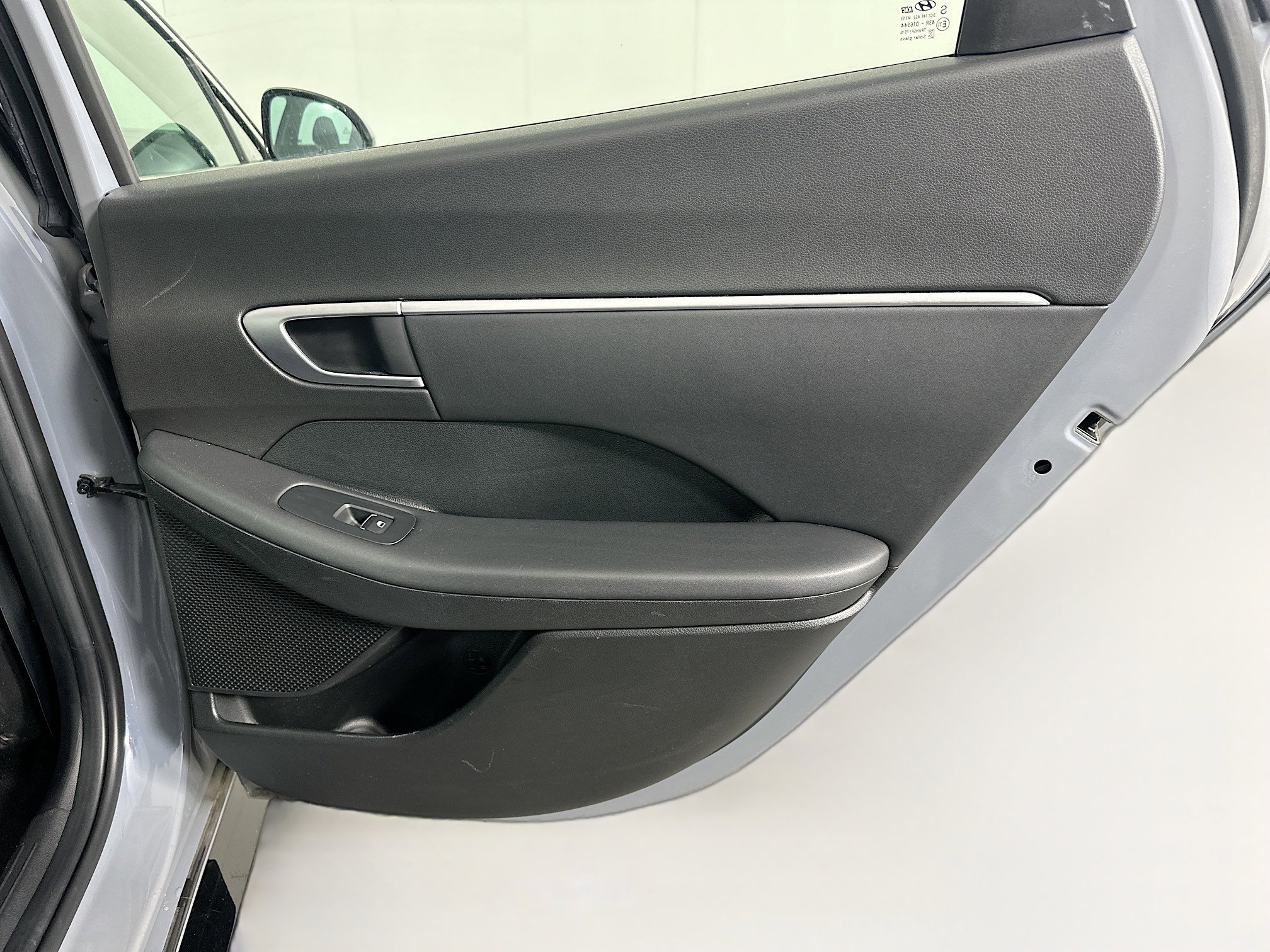 Used 2025 Hyundai Sonata SEL FWD image 29