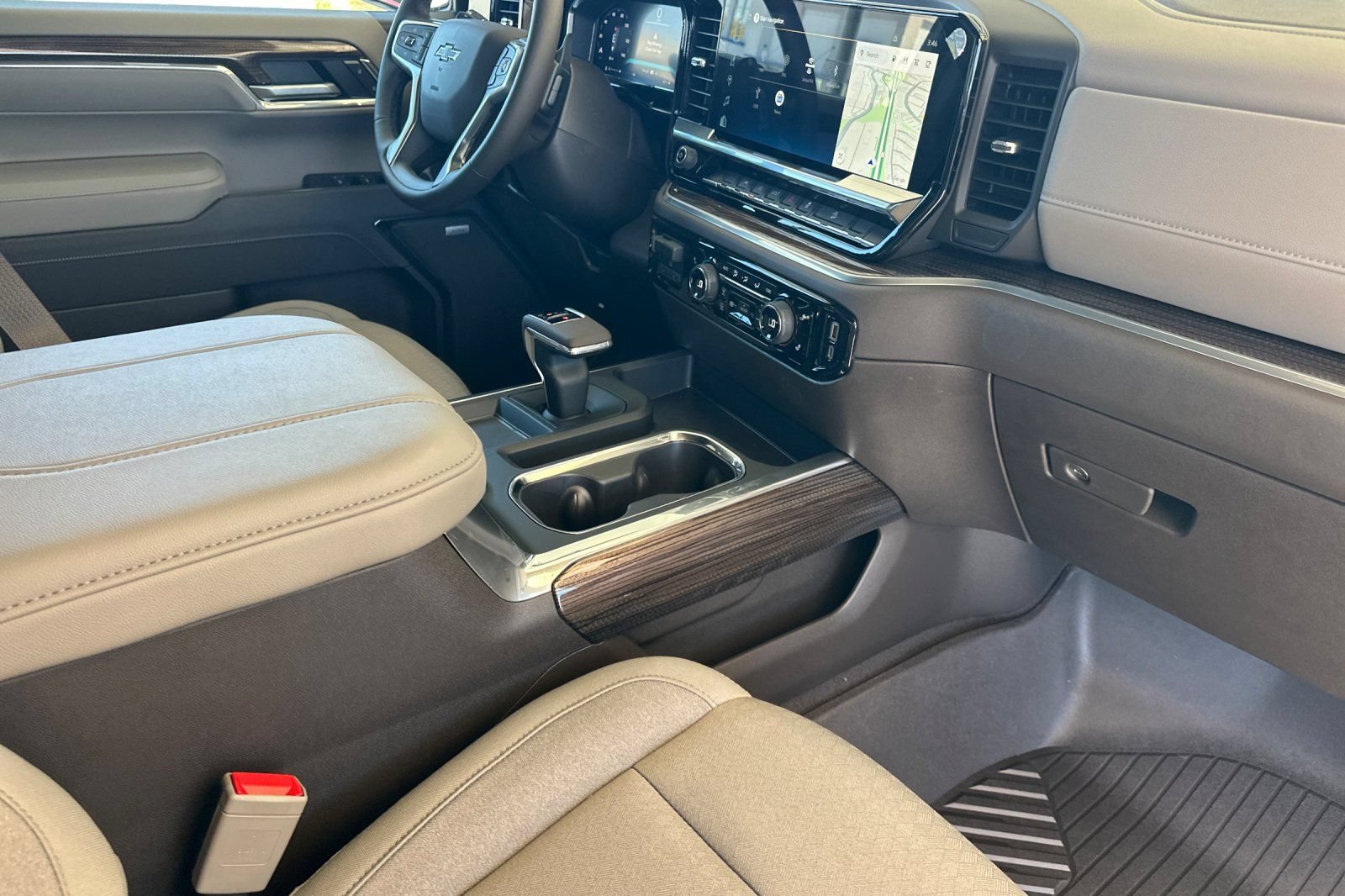 New 2026 Chevrolet Silverado 1500 LT Trail Boss w/ Dark Appearance Package AWD/4WD image 16