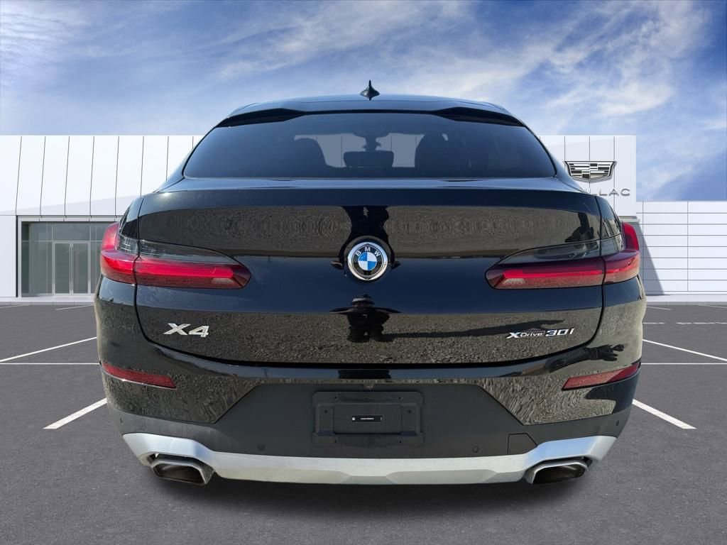 Used 2025 BMW X4 xDrive30i image 10