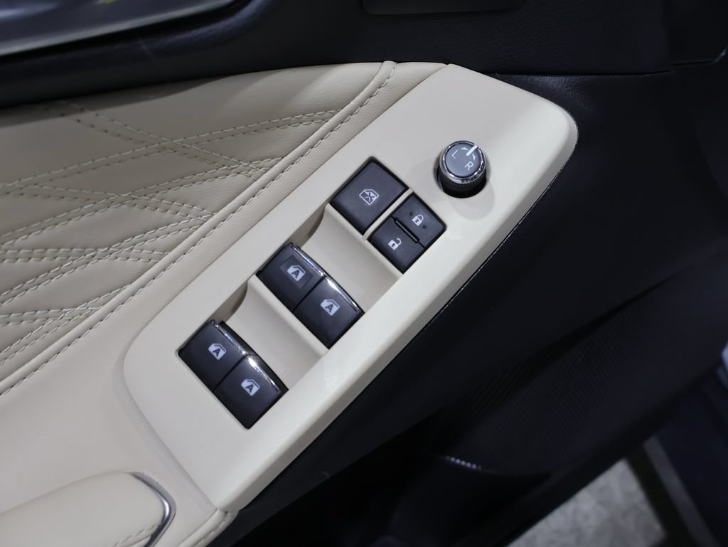 Used 2020 Toyota Avalon Limited w/ All Weather Liner Package FWD image 14