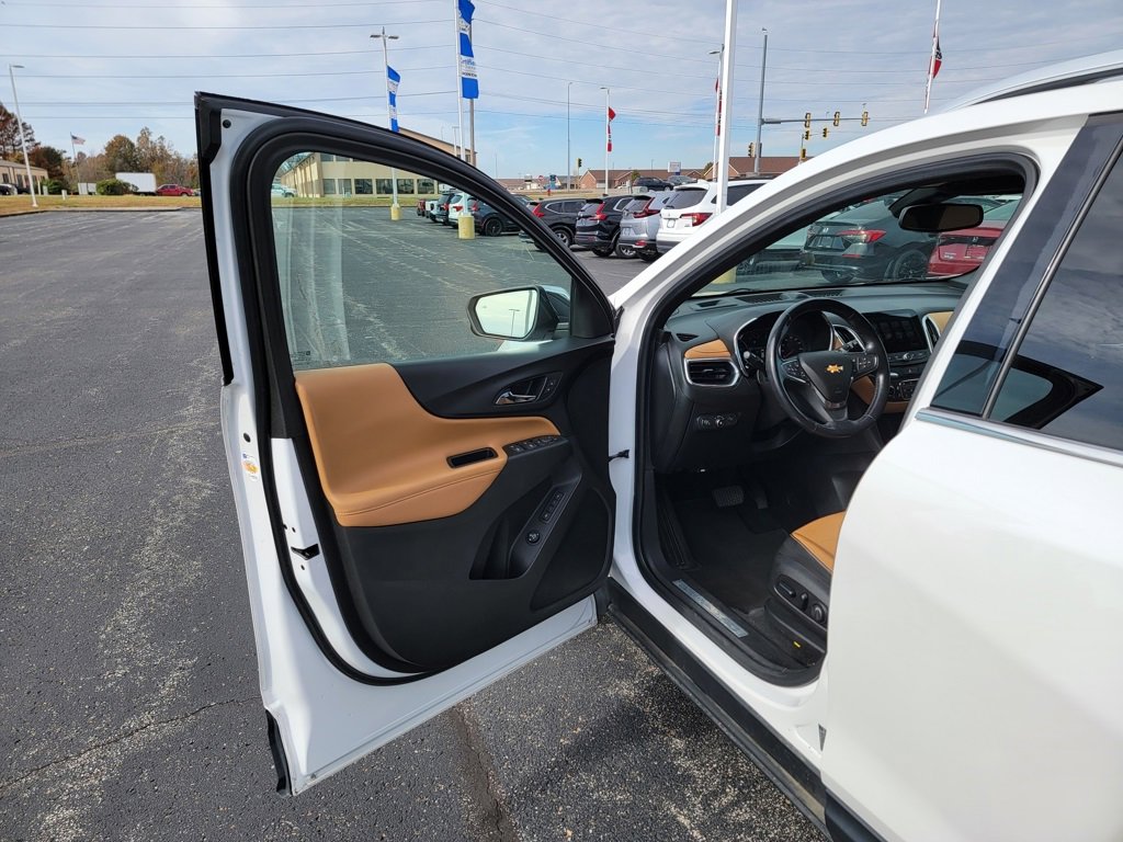 Used 2018 Chevrolet Equinox Premier image 23