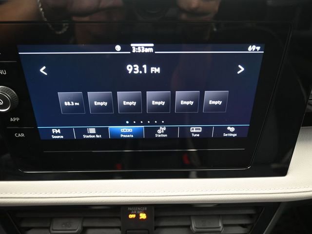 New 2026 Volkswagen Taos S image 4