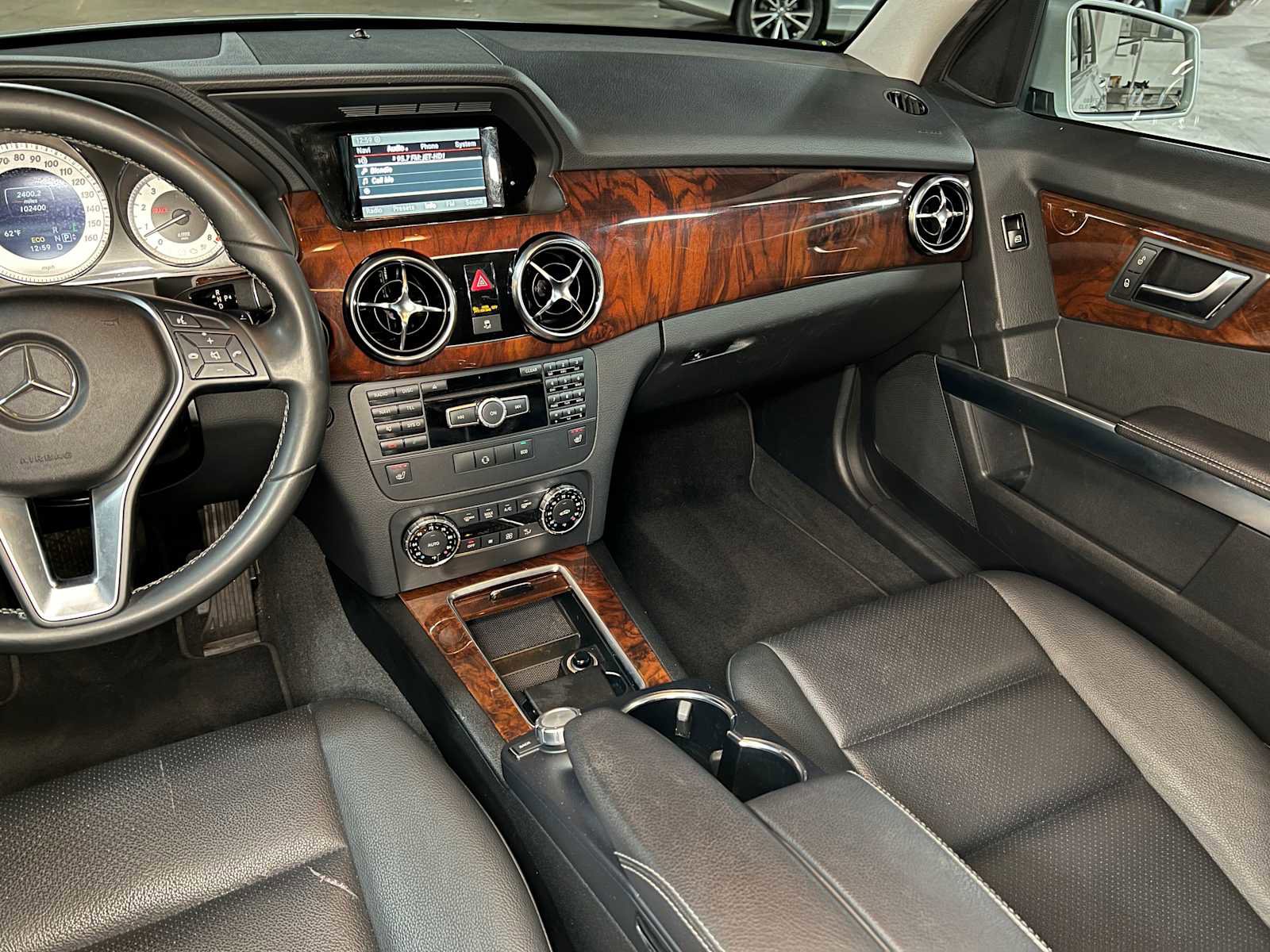 Used 2014 Mercedes-Benz GLK 350 4MATIC image 34