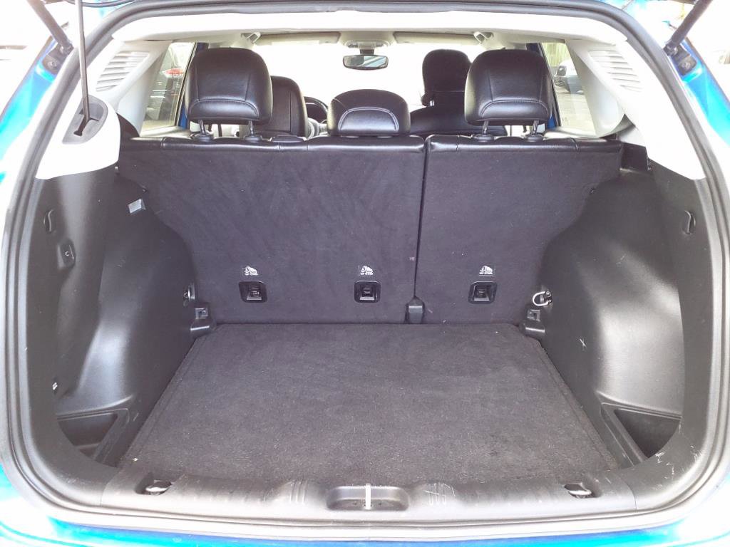 Used 2018 Jeep Compass Latitude w/ Popular Equipment Group image 12