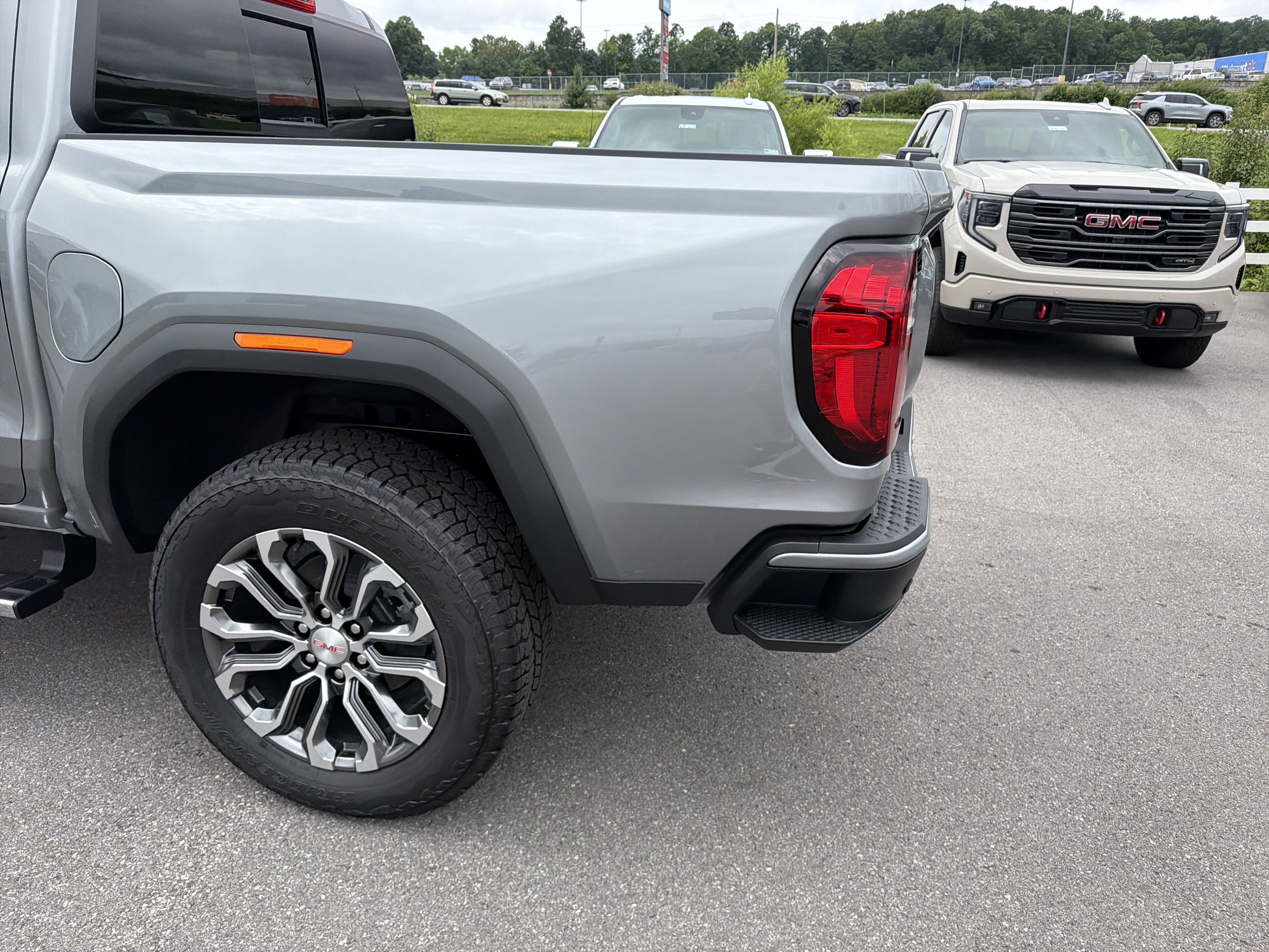 New 2026 GMC Canyon Denali AWD/4WD image 10