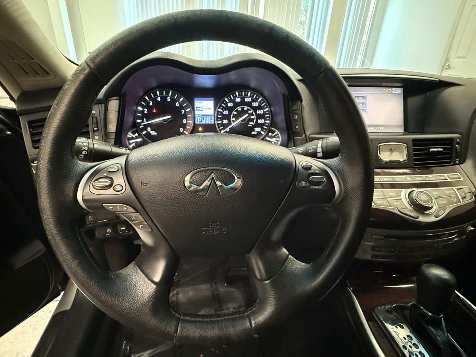 Used 2012 INFINITI M37 w/ Premium Pkg image 26