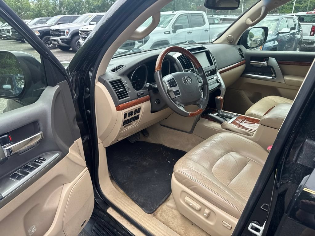 Used 2013 Toyota Land Cruiser AWD/4WD image 8