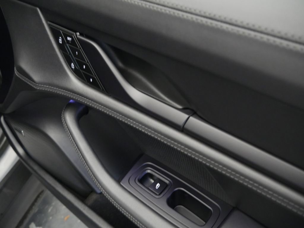 Certified 2023 Porsche Taycan GTS image 25