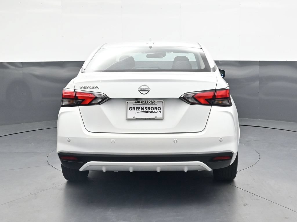 Used 2025 Nissan Versa SV FWD image 7