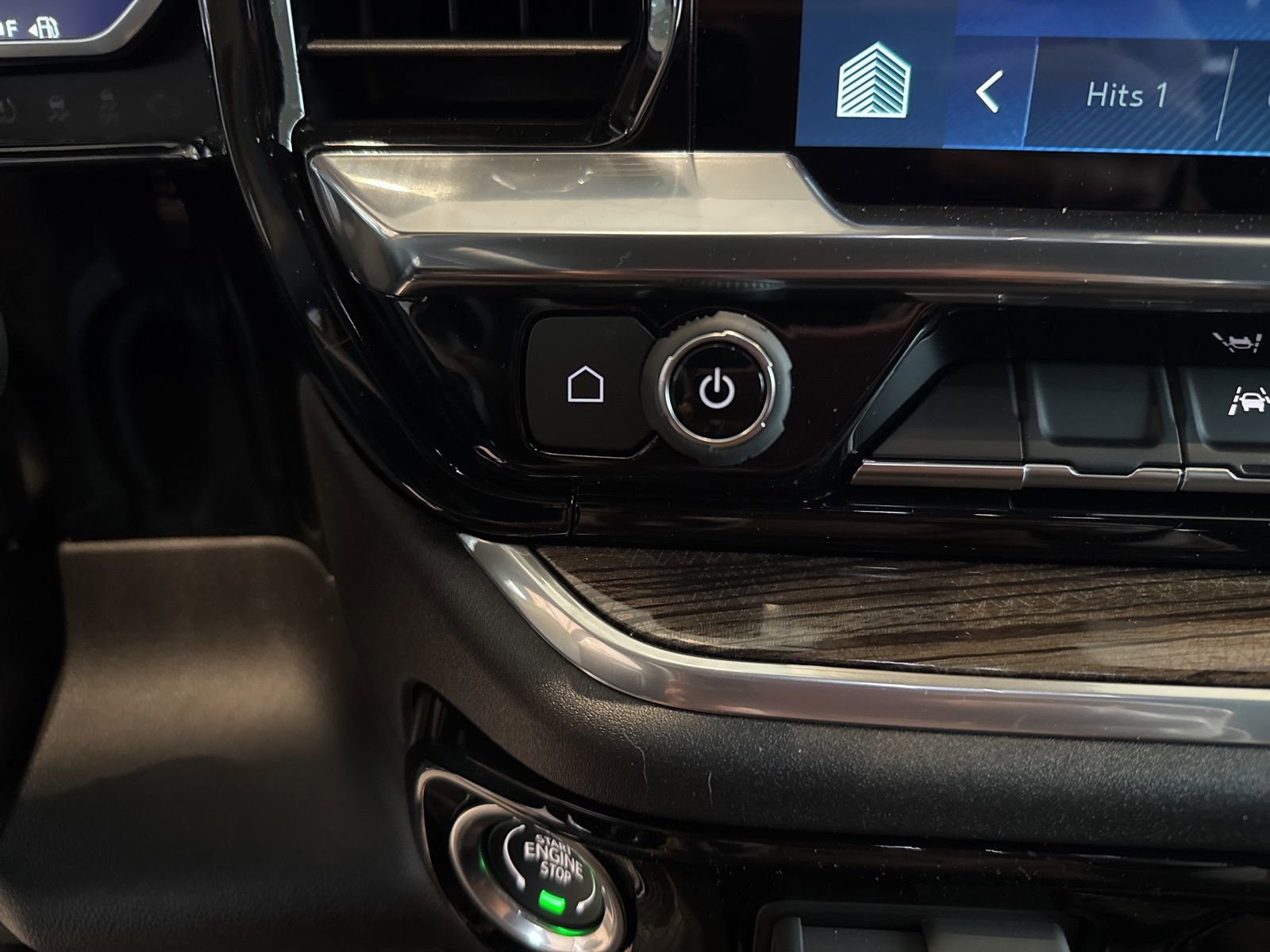 New 2026 Chevrolet Silverado 1500 LT w/ LPO, Dark Essentials Package image 28