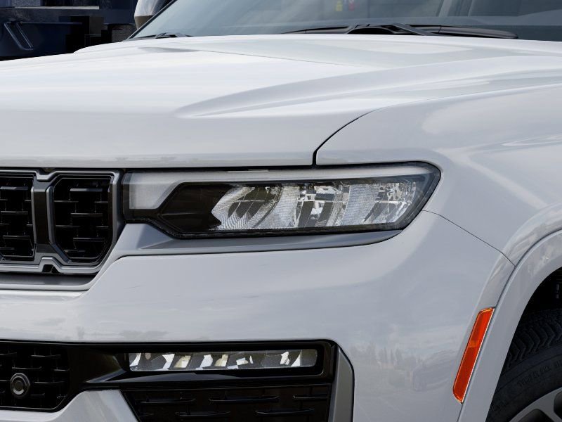 New 2026 Jeep Grand Cherokee L Summit w/ Obsidian Package image 11