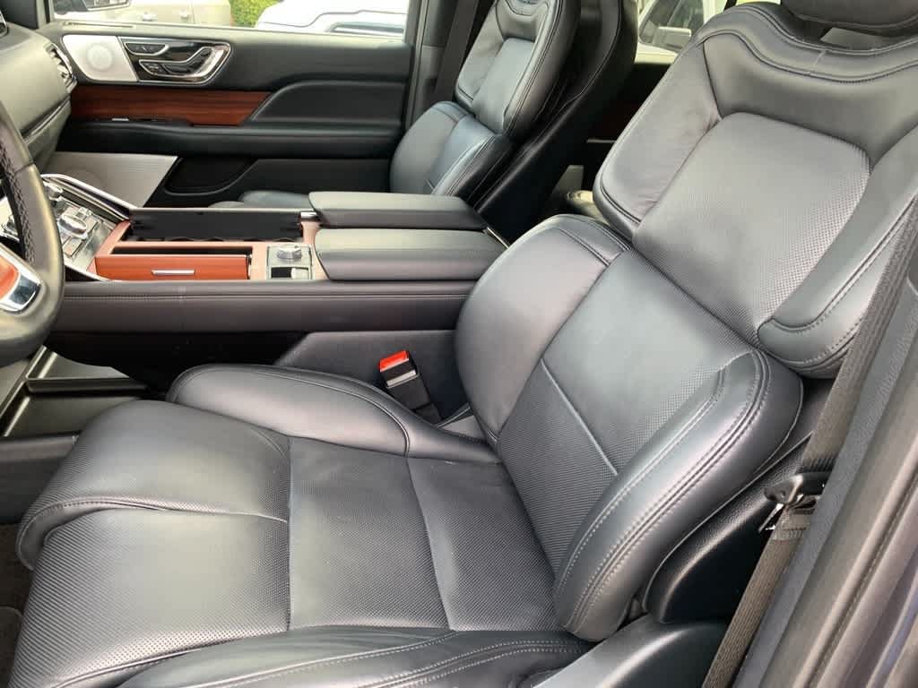 Used 2024 Lincoln Navigator Reserve AWD/4WD image 17