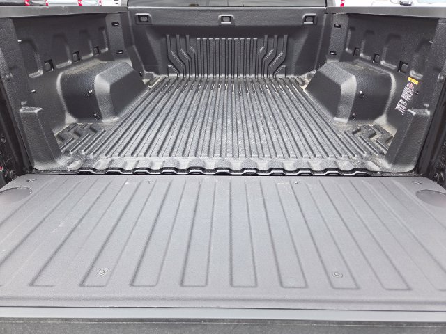 New 2026 Chevrolet Silverado 1500 LT w/ LPO, Liner Protection Package AWD/4WD image 17