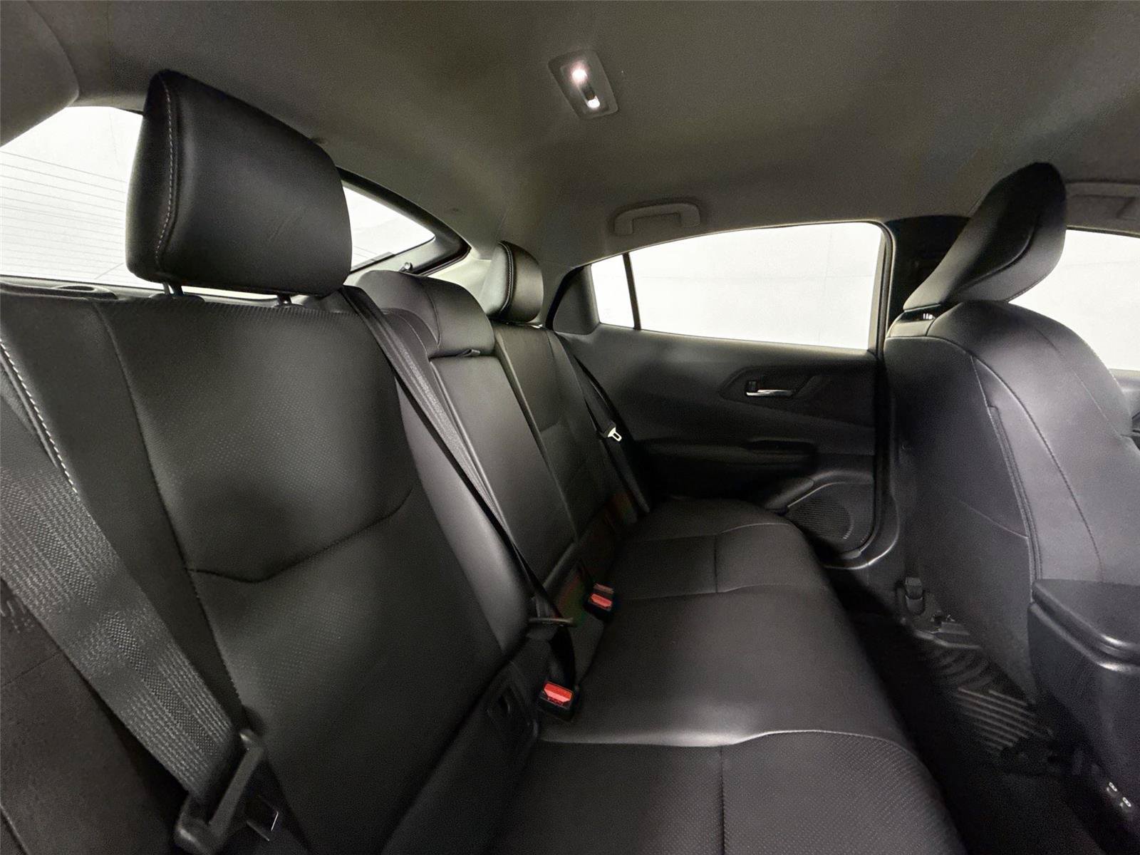 Certified 2025 Toyota Prius XLE FWD image 39
