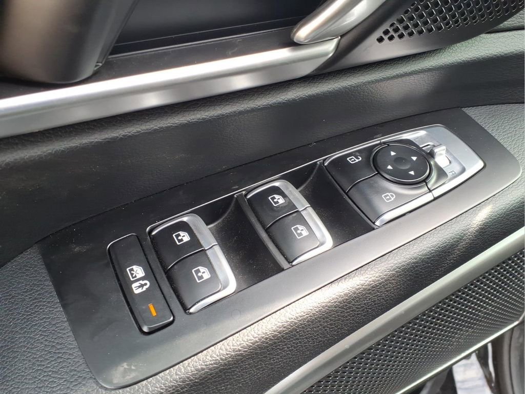 Used 2024 Kia Telluride S image 8