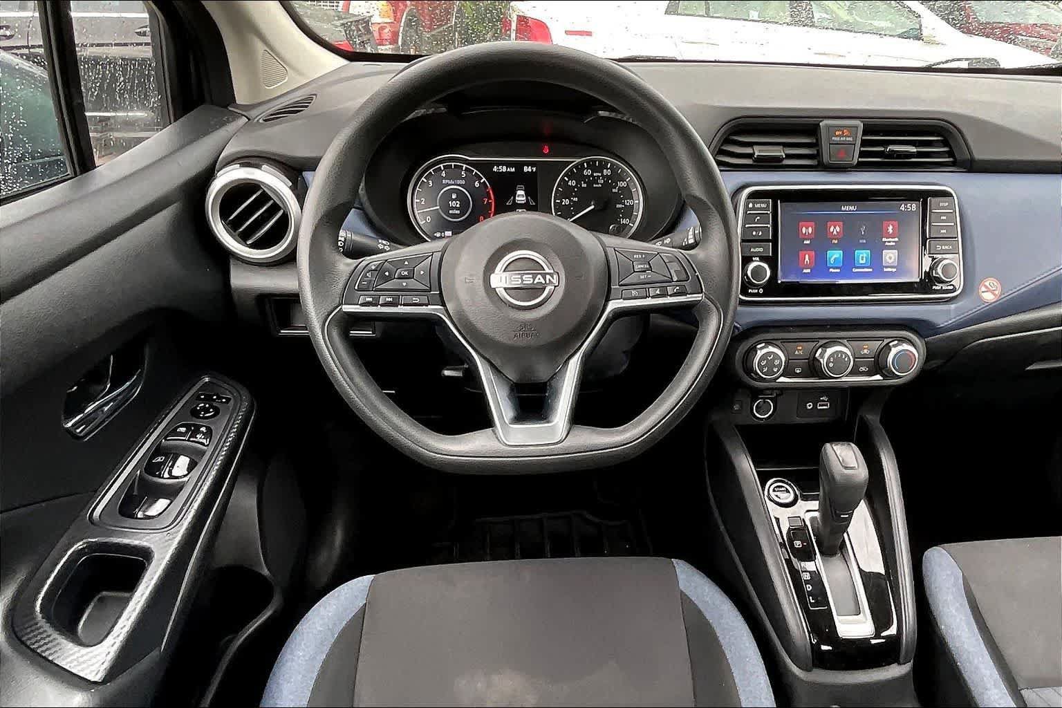 Used 2023 Nissan Versa SV FWD image 14
