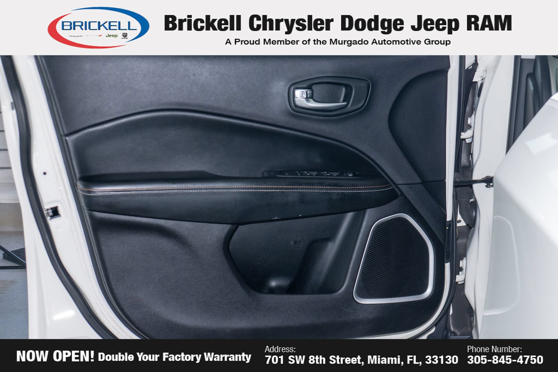 Used 2017 Jeep Compass Latitude w/ Popular Equipment Group FWD image 11