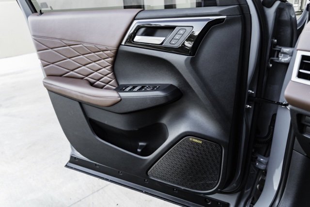 Used 2025 Mitsubishi Outlander SEL image 19