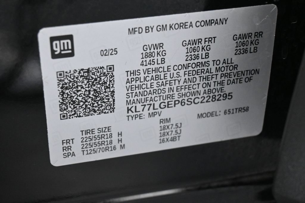 Used 2025 Chevrolet Trax RS w/ Driver Confidence Package FWD image 16