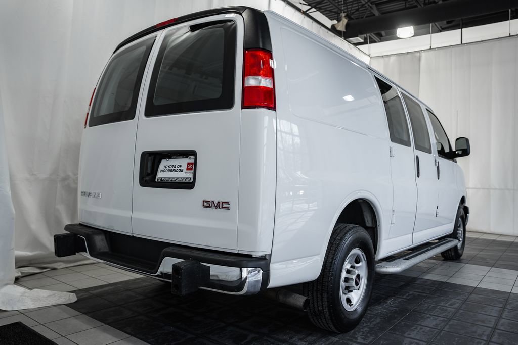 Used 2023 GMC Savana 2500 w/ Driver Convenience Package image 4