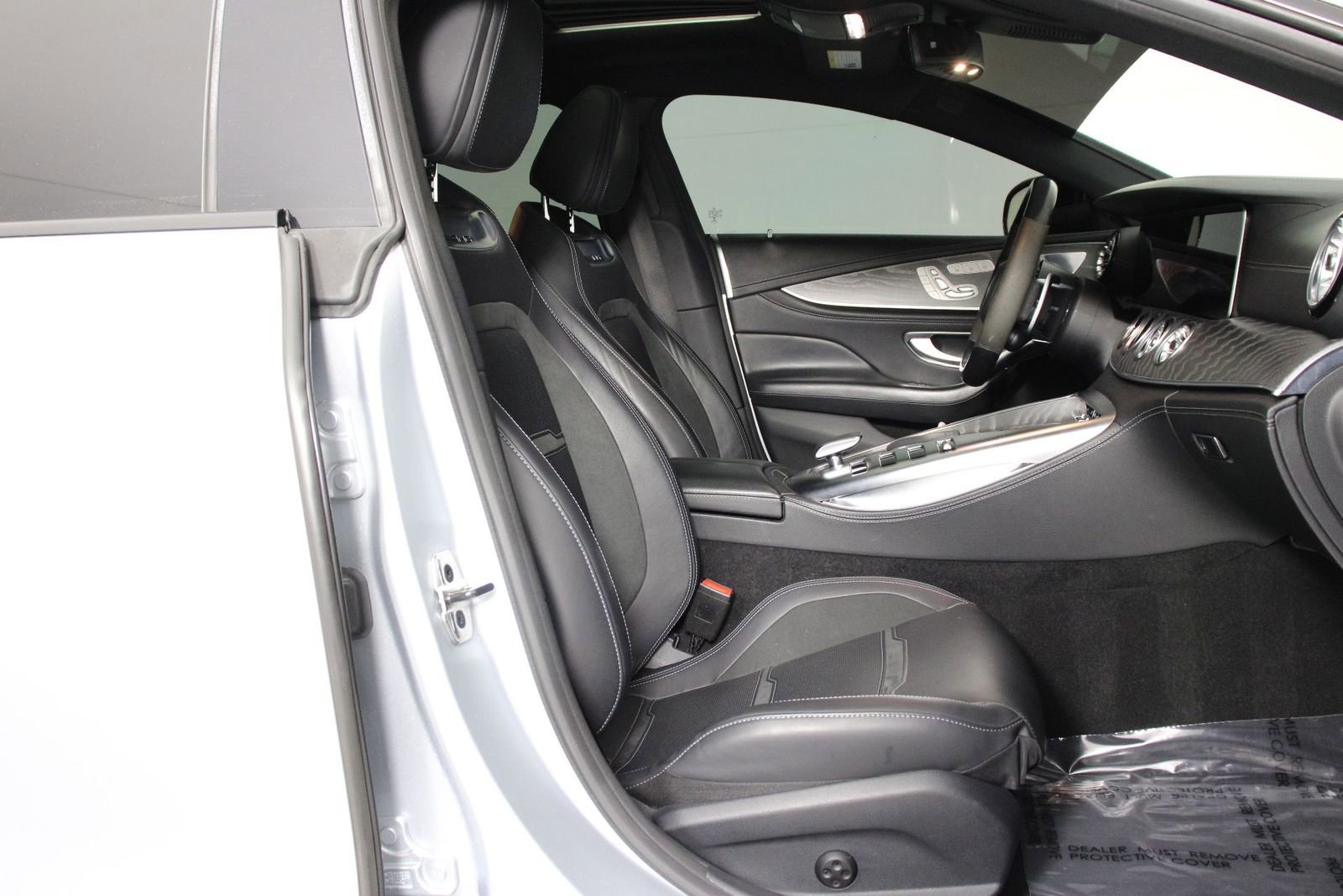 Used 2022 Mercedes-Benz AMG GT 43 image 29