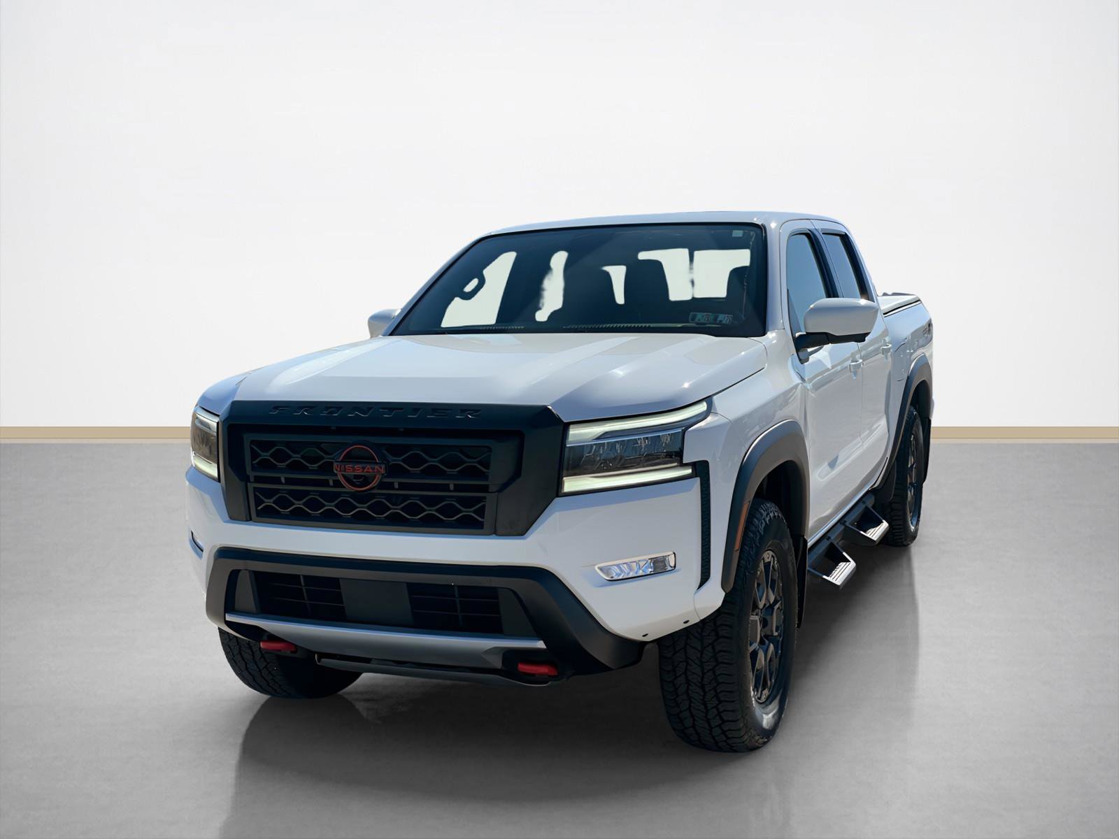 Used 2024 Nissan Frontier PRO-4X w/ Pro Premium Package image 3