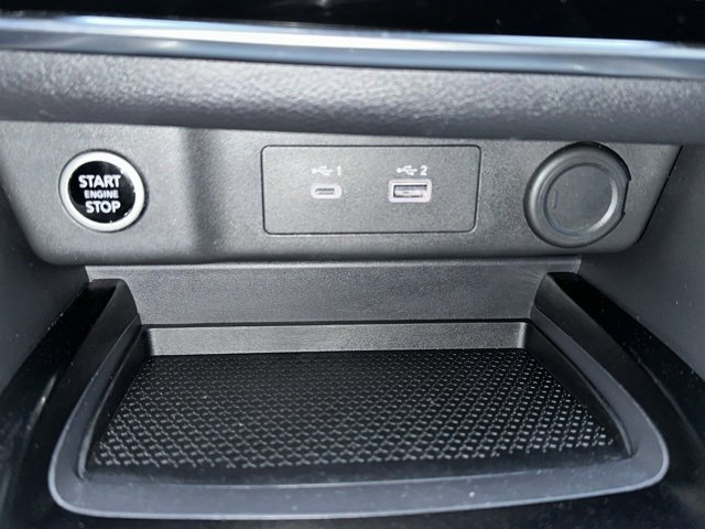 Used 2023 Nissan Rogue S image 36