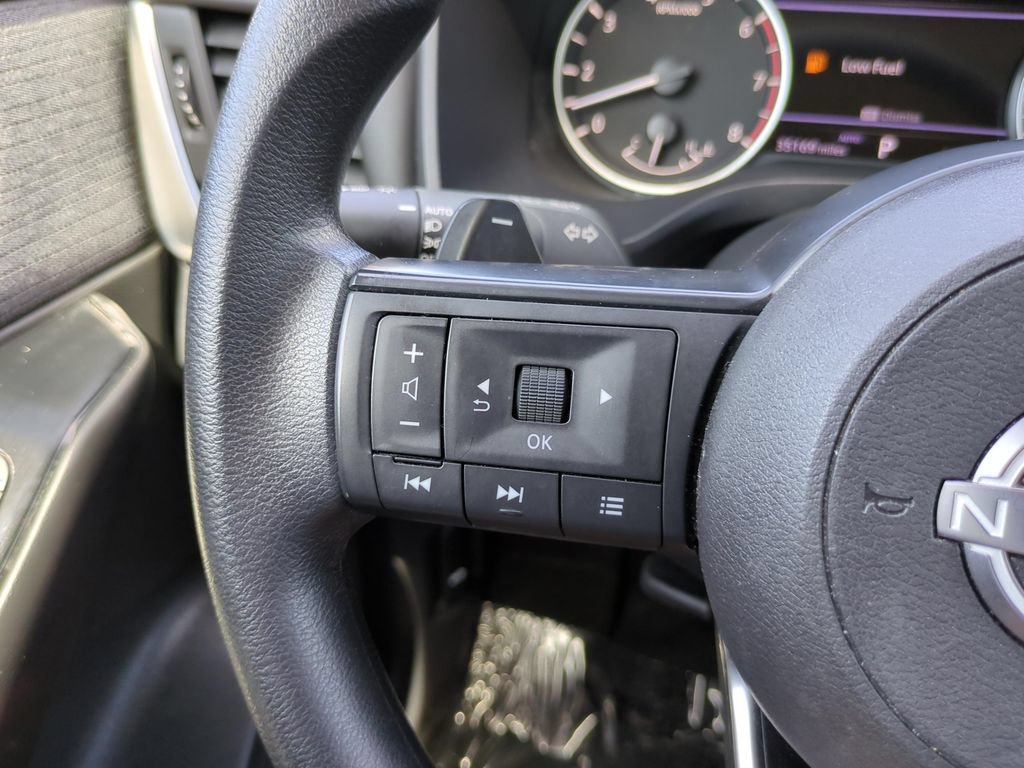 Certified 2023 Nissan Rogue S AWD/4WD image 17