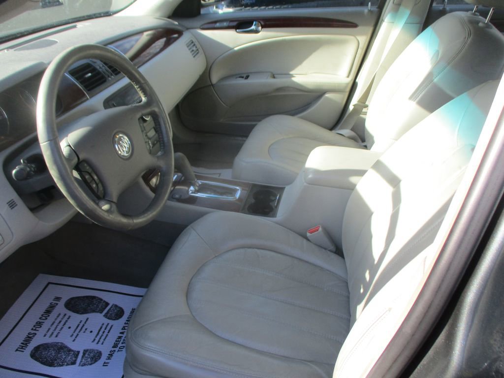 Used 2009 Buick Lucerne CXL w/ Driver Confidence Package FWD image 10
