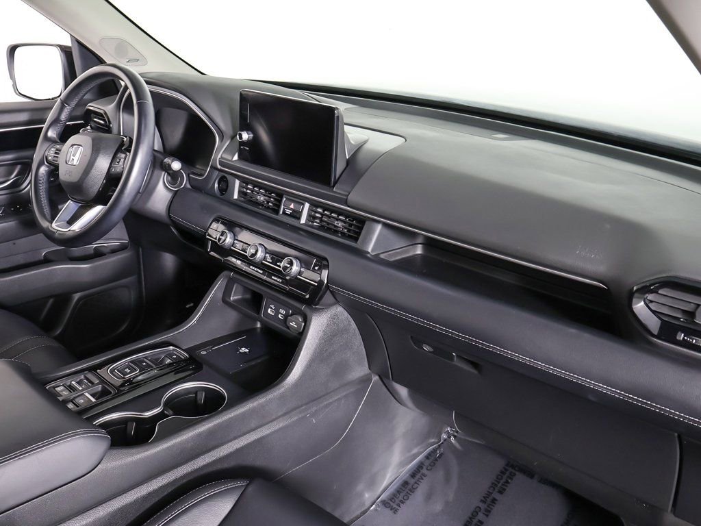 Used 2023 Honda Pilot Touring image 30