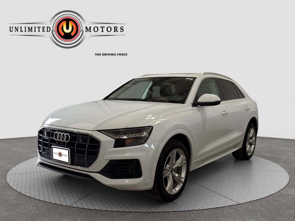 Used 2023 Audi Q8 Premium w/ Convenience Package AWD/4WD image 4