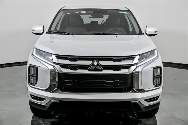 New 2025 Mitsubishi Outlander Sport SE AWD/4WD image 4