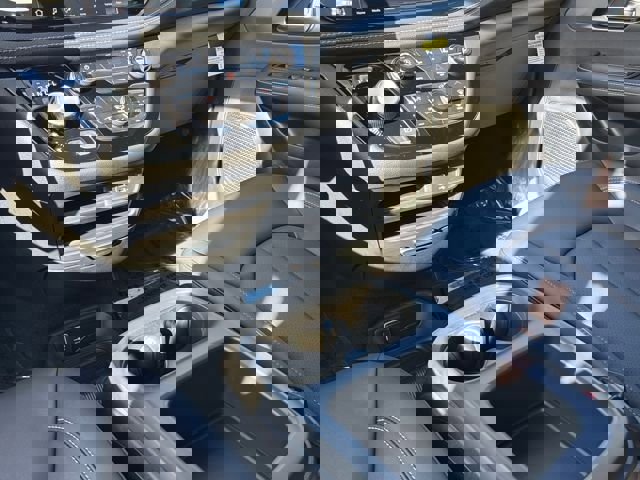 New 2026 Chrysler Pacifica Select image 12