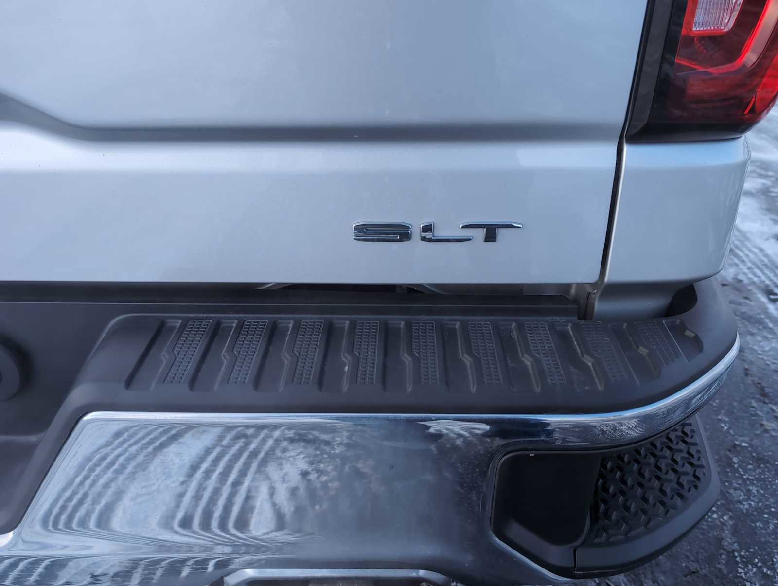 Used 2022 GMC Sierra 1500 SLT w/ SLT Premium Package image 39