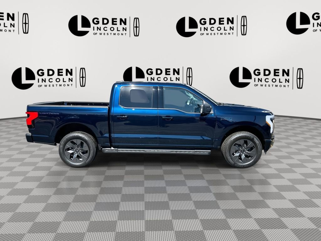 Used 2025 Ford F150 Lightning Flash image 9