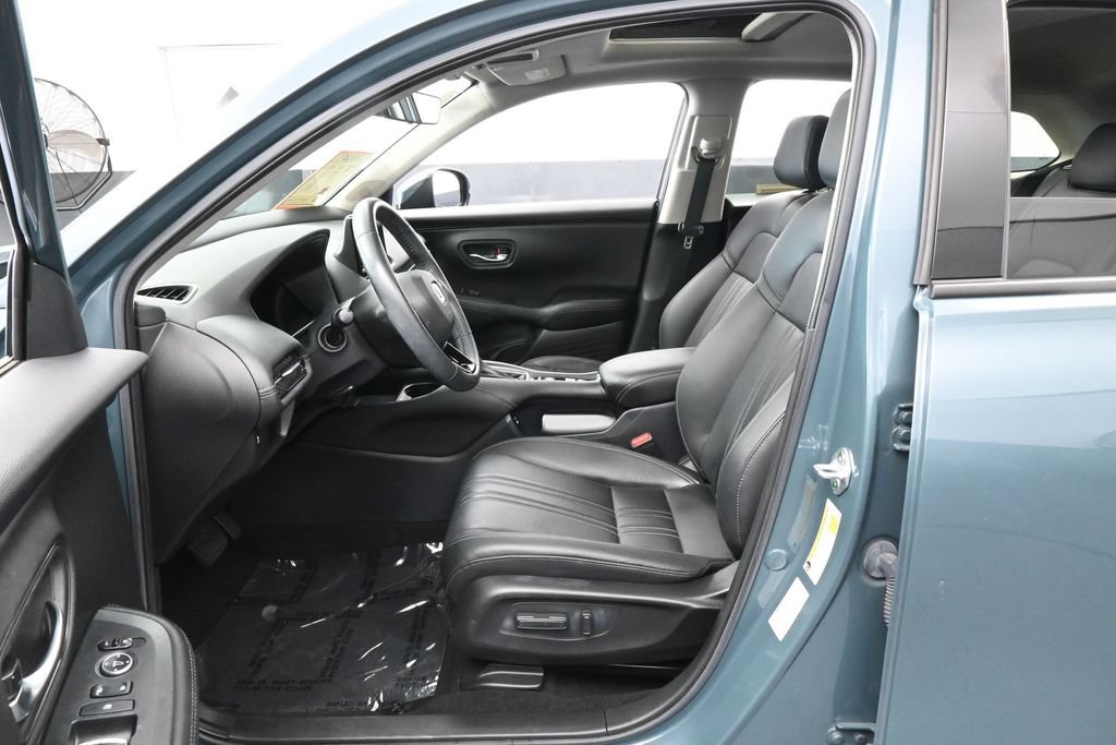 Used 2024 Honda HR-V EX-L image 11