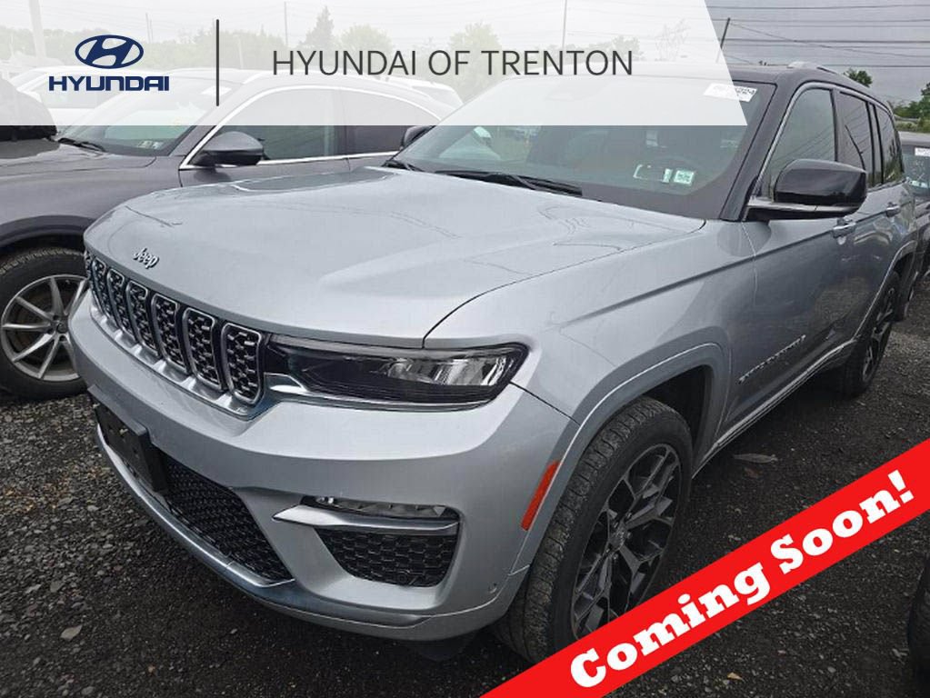 Used 2023 Jeep Grand Cherokee Summit AWD/4WD image 1